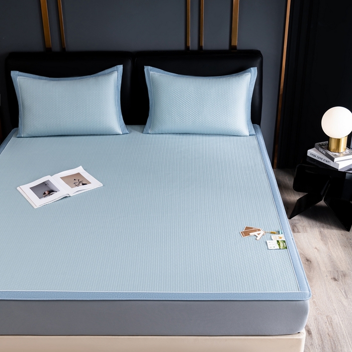 91家纺网 家纺一手货源 找家纺 小牛席业 2025经典款-千鸟格冷感豆豆席系列 床笠款 蓝色