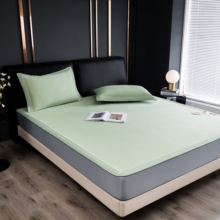 91家纺网 家纺一手货源 找家纺 小牛席业 2025经典款-千鸟格冷感豆豆席系列 床笠款 绿色