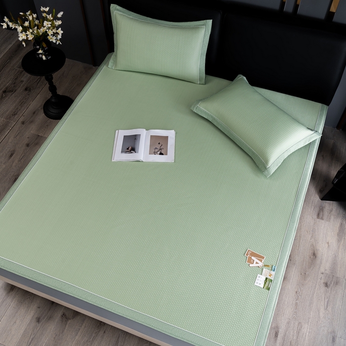 91家纺网 家纺一手货源 找家纺 小牛席业 2025经典款-千鸟格冷感豆豆席系列 床笠款 绿色