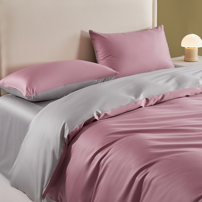 91家纺网 家纺一手货源 找家纺 洽想家 2025新款纯色双拼80支长绒棉四件套 豆沙紫+奥丁灰-