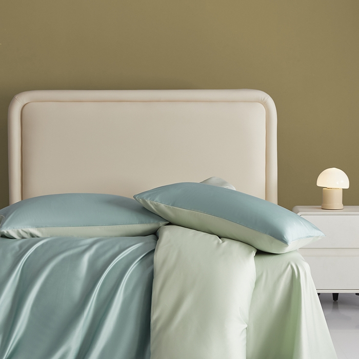 91家纺网 家纺一手货源 找家纺 洽想家 2025新款纯色双拼80支长绒棉四件套 风铃绿+艾草绿-