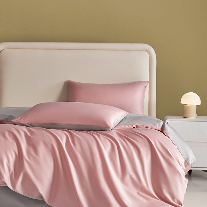 91家纺网 家纺一手货源 找家纺 洽想家 2025新款纯色双拼80支长绒棉四件套 藕粉+奥丁灰-