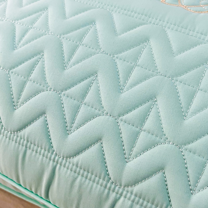 91家纺网 家纺一手货源 找家纺 （总）十仟家纺 2025新款小热艾枕头枕头枕芯一