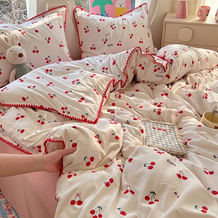 91家纺网 家纺一手货源 找家纺 思诺羽床笠 2025新款亲肤棉贝壳花边四件套 贝壳边-樱桃红