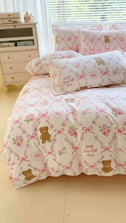 91家纺网 家纺一手货源 找家纺 正莱欣 2025新品加厚生态棉磨毛四件套高克重植物羊绒床单款床笠款四件套大量现货 蝴蝶熊