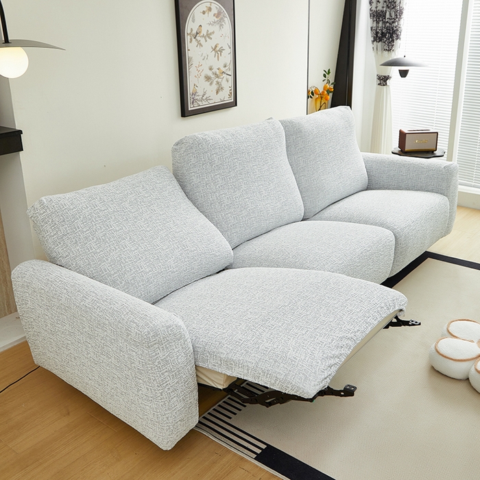 91家纺网 家纺一手货源 找家纺 丝绮鹿 2025新款竹节雪尼尔芝华士沙发套 月光浅灰