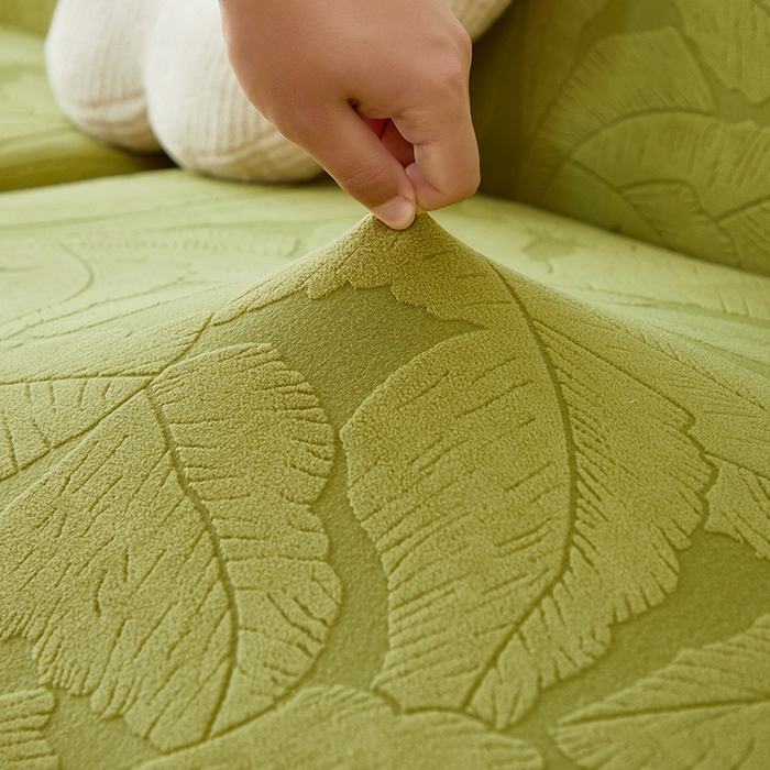 91家纺网 家纺一手货源 找家纺 丝绮鹿 2025新款富贵叶系列-沙发套松紧款（组合沙发图） 橄榄绿