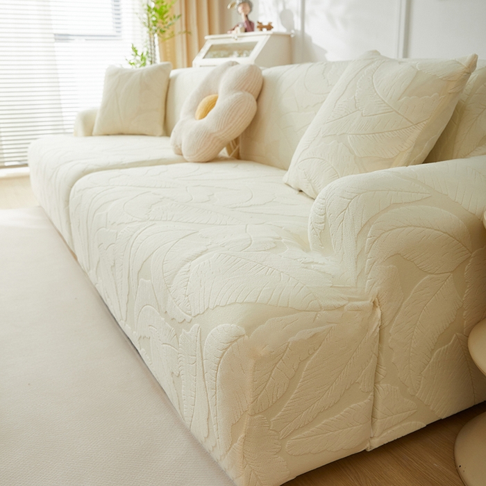 91家纺网 家纺一手货源 找家纺 丝绮鹿 2025新款富贵叶系列-沙发套松紧款（组合沙发图） 米白