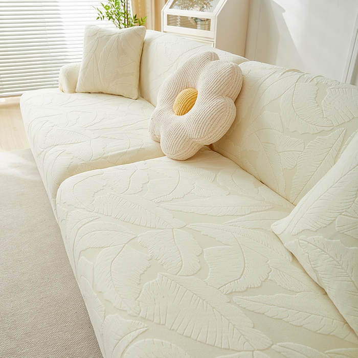 91家纺网 家纺一手货源 找家纺 丝绮鹿 2025新款富贵叶系列-沙发套松紧款（组合沙发图） 米白