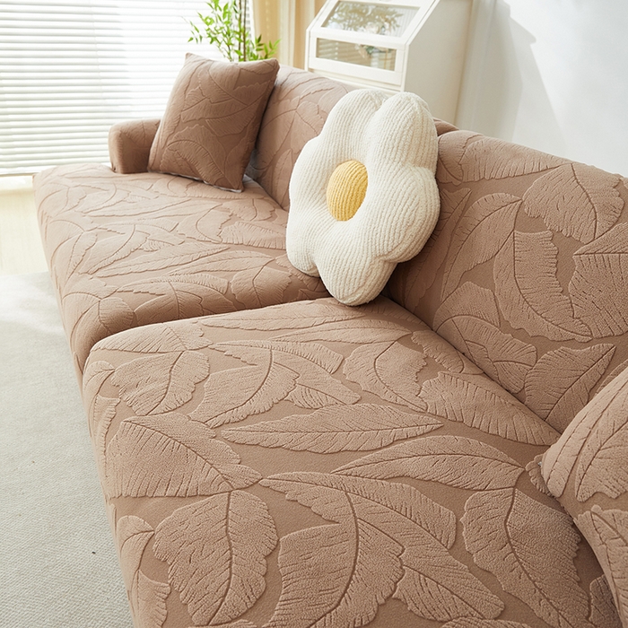 91家纺网 家纺一手货源 找家纺 丝绮鹿 2025新款富贵叶系列-沙发套松紧款（组合沙发图） 时尚咖