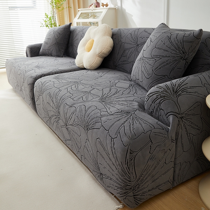 91家纺网 家纺一手货源 找家纺 丝绮鹿 2025新款银杏叶系列-沙发套松紧款（组合沙发图） 绅士灰