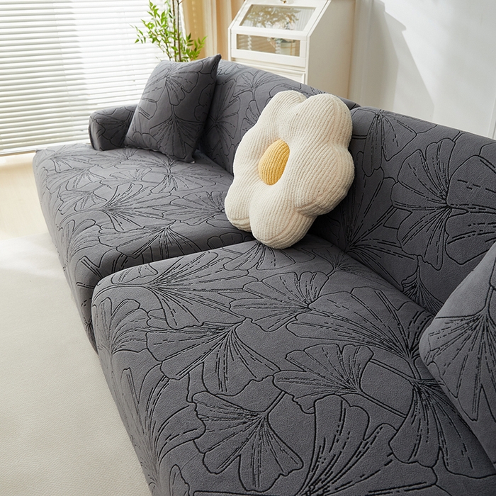 91家纺网 家纺一手货源 找家纺 丝绮鹿 2025新款银杏叶系列-沙发套松紧款（组合沙发图） 绅士灰