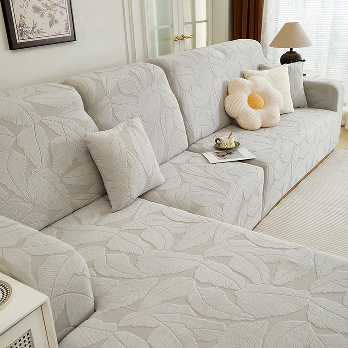 91家纺网 家纺一手货源 找家纺 丝绮鹿 2025新款富贵叶系列-沙发套松紧款（贵妃图） 浅灰