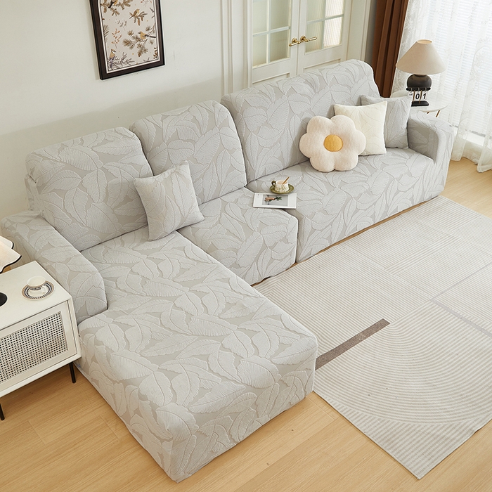 91家纺网 家纺一手货源 找家纺 丝绮鹿 2025新款富贵叶系列-沙发套松紧款（贵妃图） 浅灰