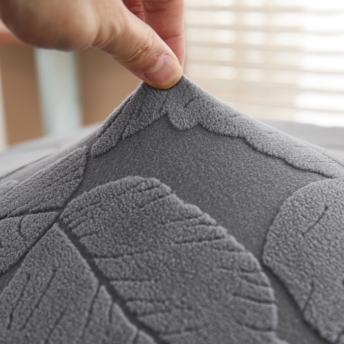 91家纺网 家纺一手货源 找家纺 丝绮鹿 2025新款富贵叶系列-沙发套裙边款 深灰