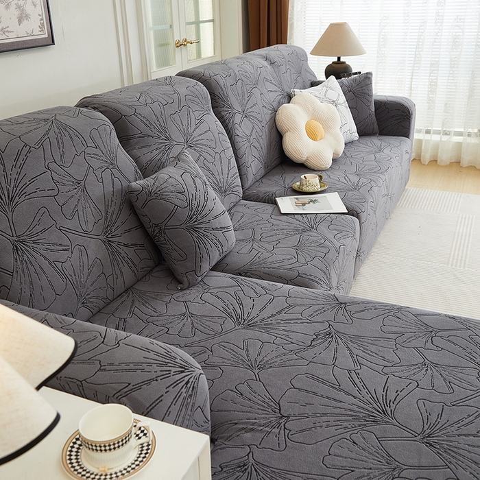 91家纺网 家纺一手货源 找家纺 丝绮鹿 2025新款银杏叶系列-沙发套松紧款（贵妃图） 绅士灰