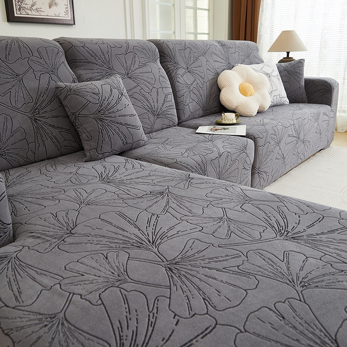 91家纺网 家纺一手货源 找家纺 丝绮鹿 2025新款银杏叶系列-沙发套松紧款（贵妃图） 绅士灰