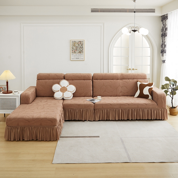 91家纺网 家纺一手货源 找家纺 丝绮鹿 2025新款富贵叶系列-沙发套裙边款（贵妃图） 时尚咖