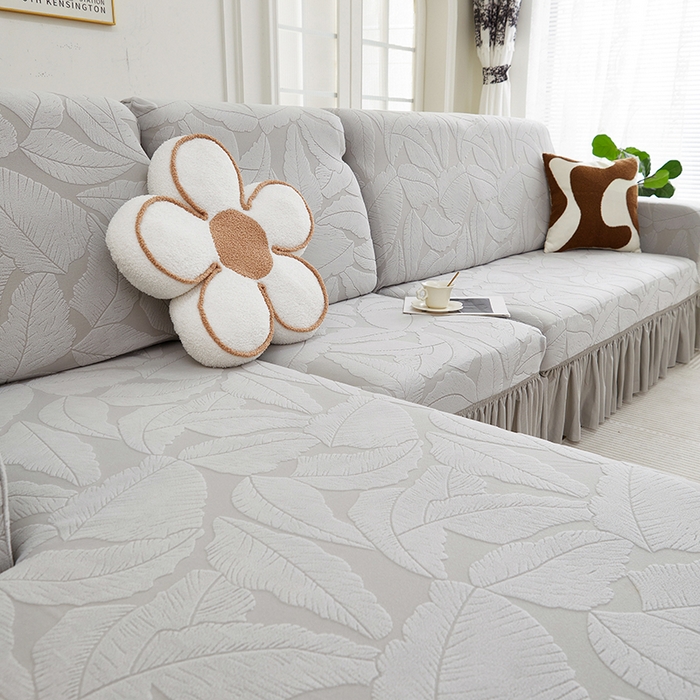 91家纺网 家纺一手货源 找家纺 丝绮鹿 2025新款富贵叶系列-沙发套裙边款（贵妃图） 浅灰