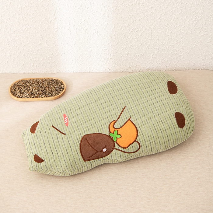 91家纺网 家纺一手货源 找家纺 芯洲 2025新款荞麦枕双层纱卡皮巴拉童趣可爱午睡抱枕枕头枕芯 卡皮巴拉-绿 52*30cm/只