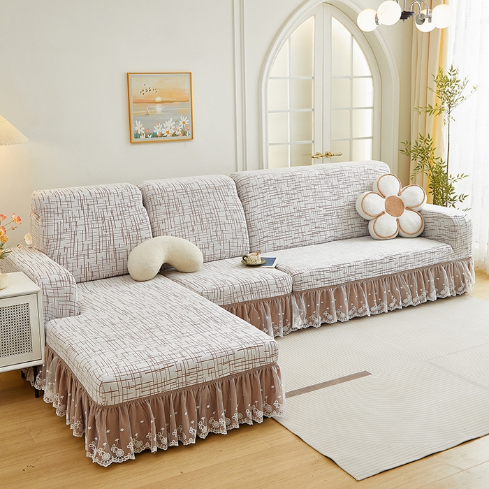 91家纺网 家纺一手货源 找家纺 丝绮鹿 2025新款极简系列-双层蕾丝裙边款沙发套 极简咖