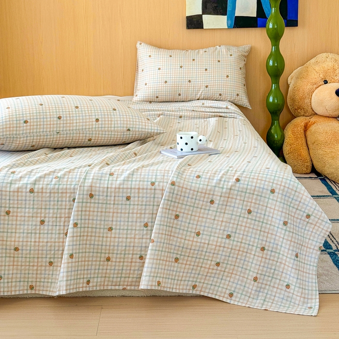 91家纺网 家纺一手货源 找家纺 2025新款全棉双层纱单品床单床笠枕套-单床单 格子草莓