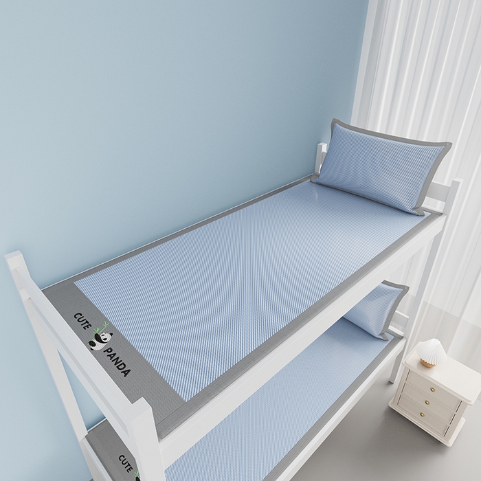 91家纺网 家纺一手货源 找家纺 摩妮卡 2025新款绣花冰丝软凉席上下铺冰丝席 三件套床笠 熊猫竹竹-冰兰