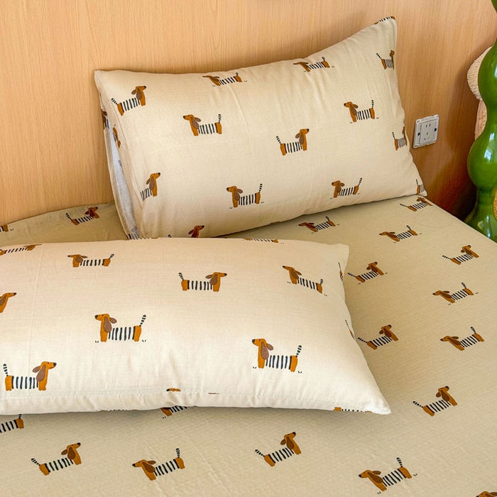 91家纺网 家纺一手货源 找家纺 2025新款全棉双层纱单品床单床笠枕套-单床单 腊肠狗