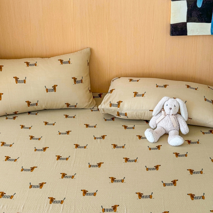 91家纺网 家纺一手货源 找家纺 2025新款全棉双层纱单品床单床笠枕套-单床单 腊肠狗