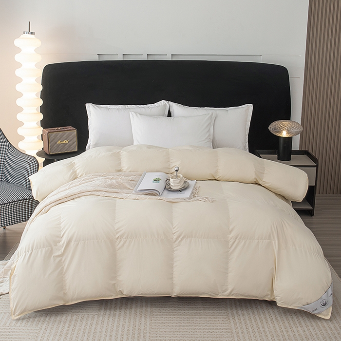 91家纺网 家纺一手货源 找家纺 御眠纺羽绒被壳 2025新款全棉防雨布自充绒羽绒被套自充羽绒被壳送管子 米黄