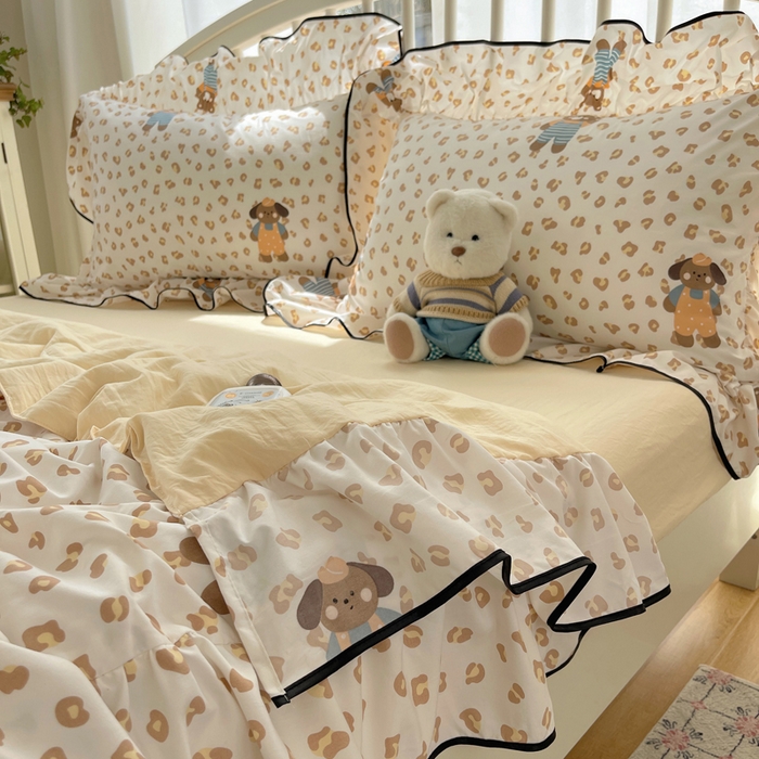 91家纺网 家纺一手货源 找家纺 顾里家纺 2025春夏新款韩系云朵棉夏被夏凉被空调被四件套 咖豹小熊