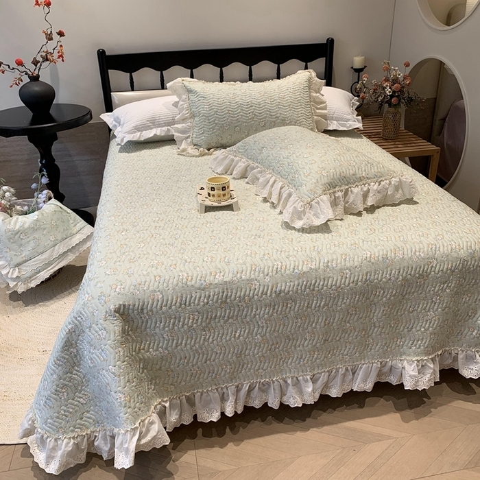 91家纺网 家纺一手货源 找家纺 （总）奈萝家纺 2025春夏新款全棉纯棉蕾丝花边款床盖三件套