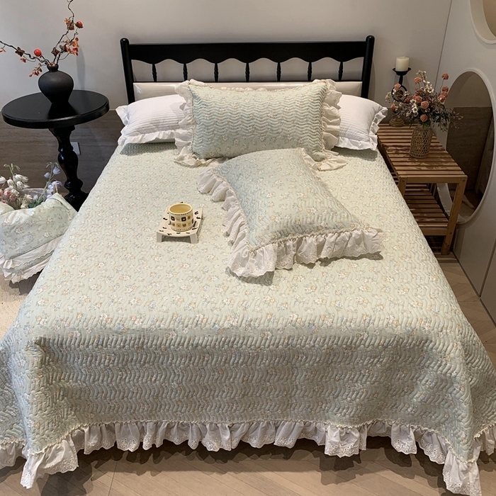 91家纺网 家纺一手货源 找家纺 （总）奈萝家纺 2025春夏新款全棉纯棉蕾丝花边款床盖三件套