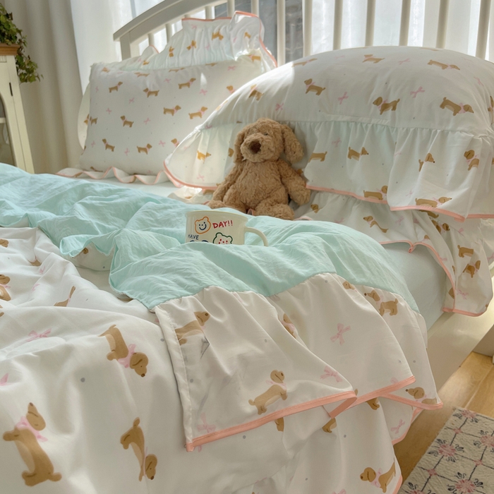 91家纺网 家纺一手货源 找家纺 顾里家纺 2025春夏新款韩系云朵棉夏被夏凉被空调被四件套 腊肠狗系粉