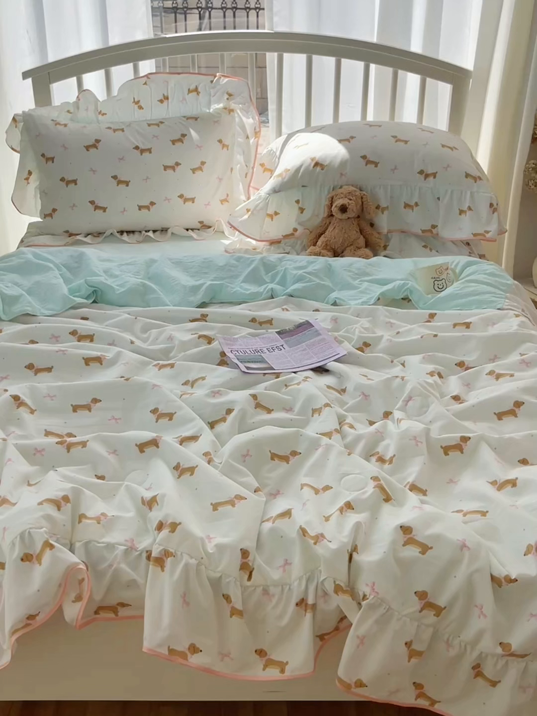 91家纺网 家纺一手货源 找家纺 顾里家纺 2025春夏新款韩系云朵棉夏被夏凉被空调被四件套 腊肠狗系粉