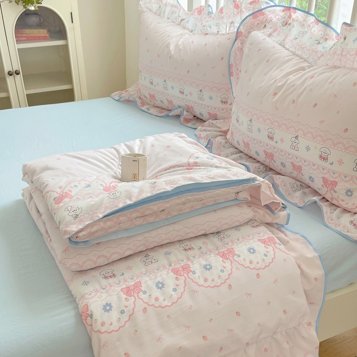 91家纺网 家纺一手货源 找家纺 顾里家纺 2025春夏新款韩系云朵棉夏被夏凉被空调被四件套 蕾丝小狗-粉