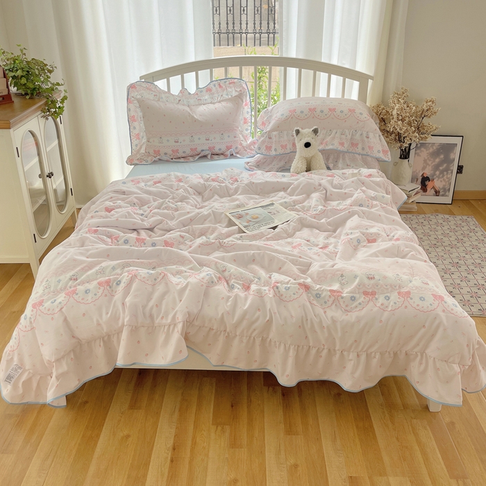 91家纺网 家纺一手货源 找家纺 顾里家纺 2025春夏新款韩系云朵棉夏被夏凉被空调被四件套 蕾丝小狗-粉