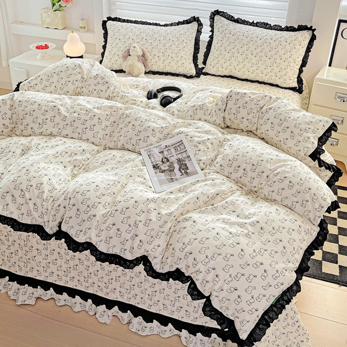 91家纺网 家纺一手货源 找家纺 仟网汇 2025新款赫本风床盖四件套 小黑兔