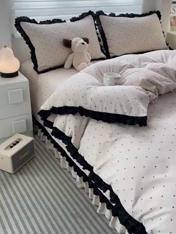 91家纺网 家纺一手货源 找家纺 仟网汇 2025新款赫本风床盖四件套 初恋