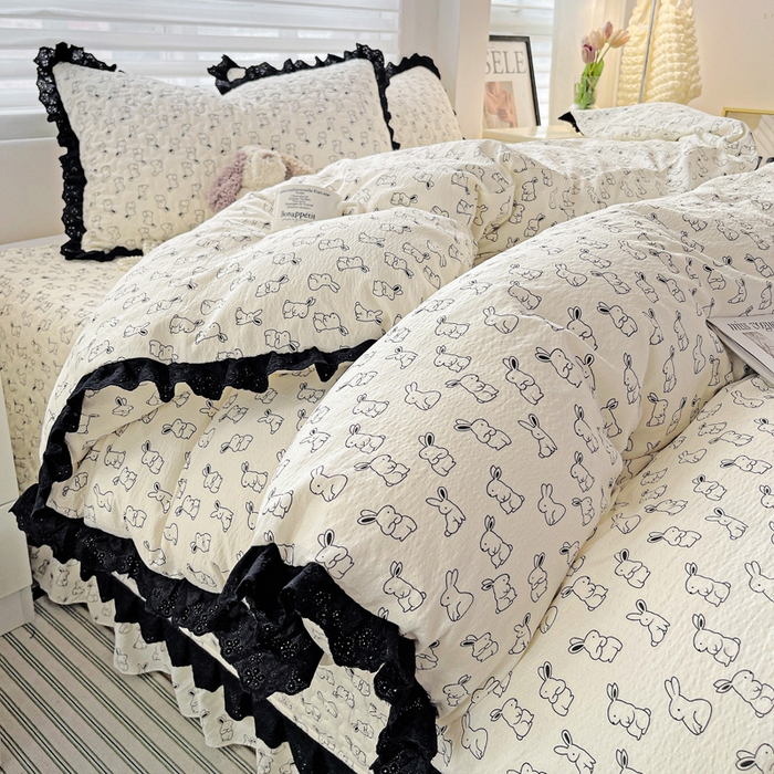 91家纺网 家纺一手货源 找家纺 仟网汇 2025新款赫本风床盖四件套 小黑兔