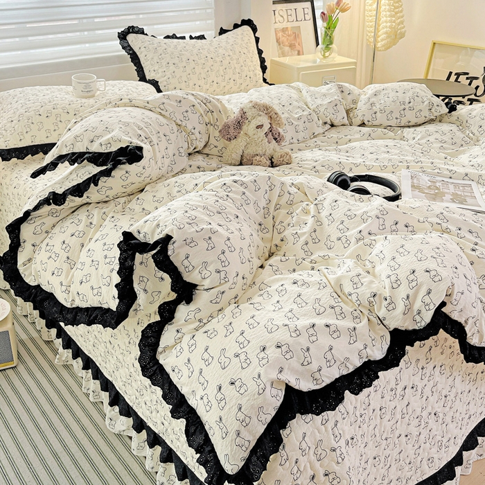 91家纺网 家纺一手货源 找家纺 仟网汇 2025新款赫本风床盖四件套 小黑兔