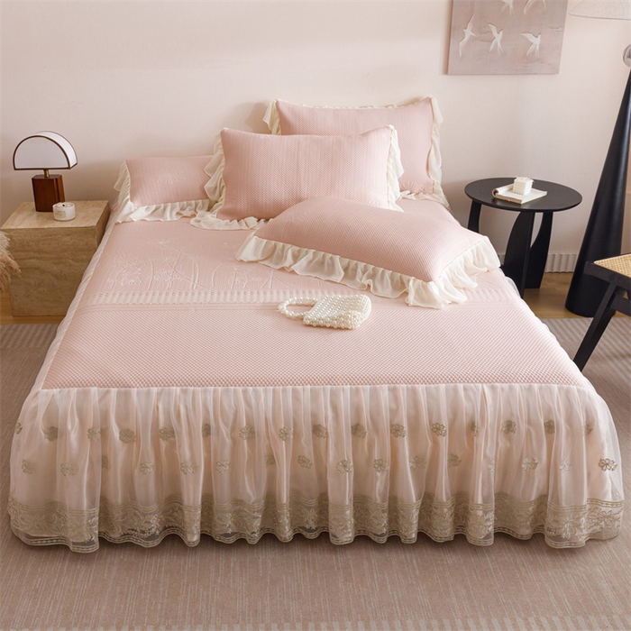 91家纺网 家纺一手货源 找家纺 （总）好儿喜家纺 2025新款A类海洋丝凉感夏被夏凉被空调被豆豆席席子凉席床裙四件套--赫本系列