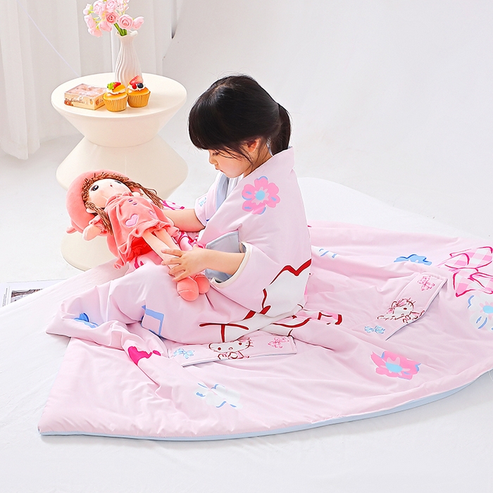 91家纺网 家纺一手货源 找家纺 八零年代 2025新款三丽鸥正版授权小凉皮蚕丝防踢被儿童空调房护肚夏被夏凉被凉感丝儿童被 小凉皮蚕丝防踢被 KT甜心