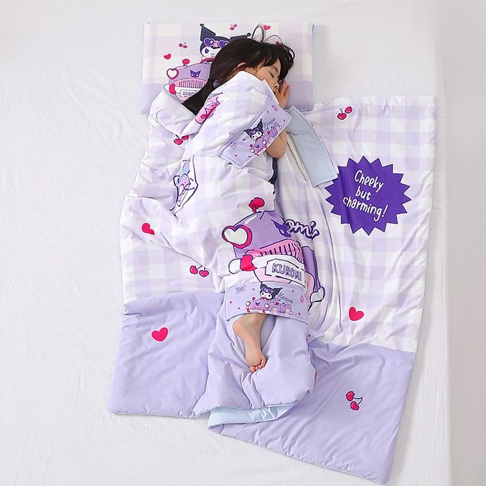 91家纺网 家纺一手货源 找家纺 八零年代 2025新款三丽鸥正版授权小凉皮蚕丝防踢被儿童空调房护肚夏被夏凉被凉感丝儿童被 小凉皮蚕丝防踢被 汽车库洛米