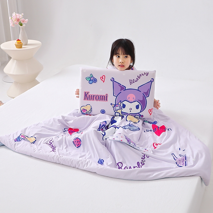 91家纺网 家纺一手货源 找家纺 八零年代 2025新款三丽鸥正版授权小凉皮蚕丝防踢被儿童空调房护肚夏被夏凉被凉感丝儿童被 小凉皮蚕丝防踢被 甜甜库洛米