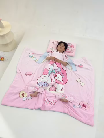 91家纺网 家纺一手货源 找家纺 八零年代 2025新款三丽鸥正版授权小凉皮蚕丝防踢被儿童空调房护肚夏被夏凉被凉感丝儿童被 小凉皮蚕丝防踢被 美乐蒂