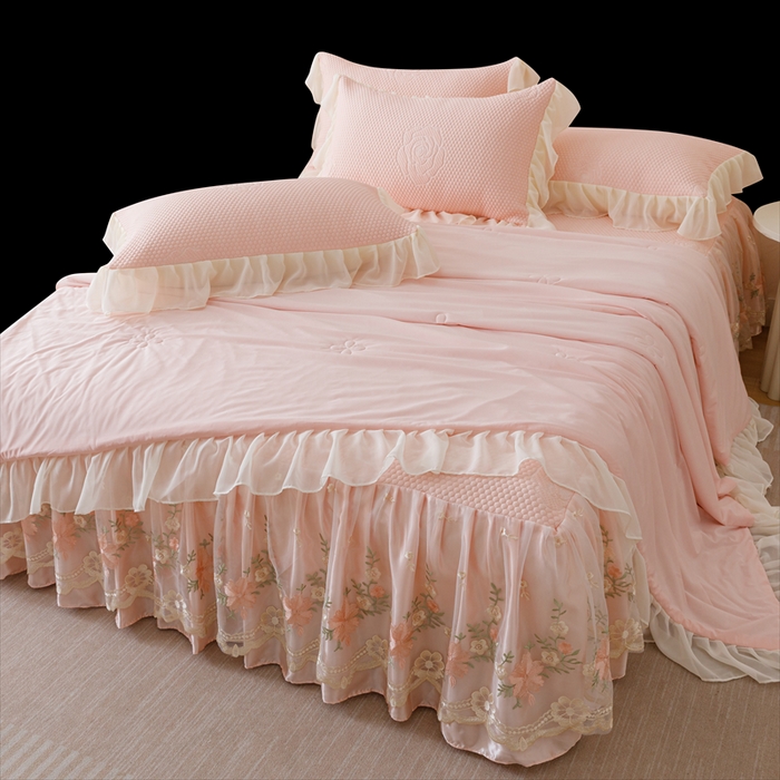 91家纺网 家纺一手货源 找家纺 好儿喜家纺 2025新款A类海洋丝凉感夏被夏凉被空调被豆豆席席子凉席床裙四件套--花香系列 花香-浅粉