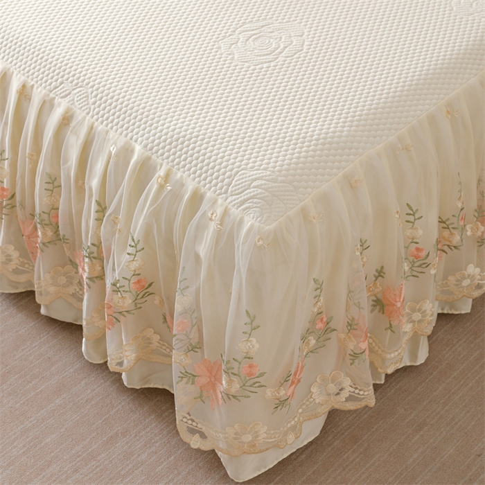 91家纺网 家纺一手货源 找家纺 好儿喜家纺 2025新款A类海洋丝凉感豆豆席席子凉席床裙三件套--花香系列 花香-奶白