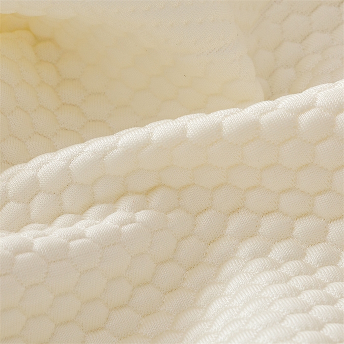 91家纺网 家纺一手货源 找家纺 好儿喜家纺 2025新款A类海洋丝凉感豆豆席席子凉席床裙三件套--花香系列 花香-奶白