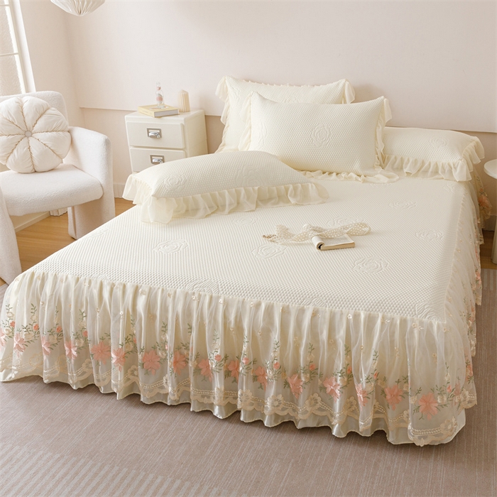 91家纺网 家纺一手货源 找家纺 好儿喜家纺 2025新款A类海洋丝凉感豆豆席席子凉席床裙三件套--花香系列 花香-奶白